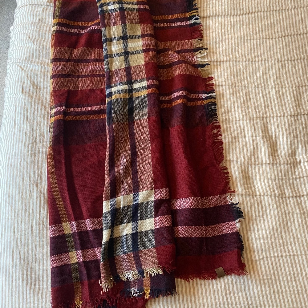 NWOT Jackson Rowe Blanket Scarf
